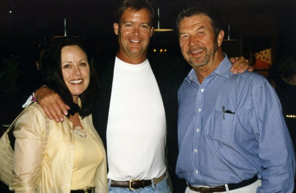 Sizzlin ' CountrySue and Dave Hook